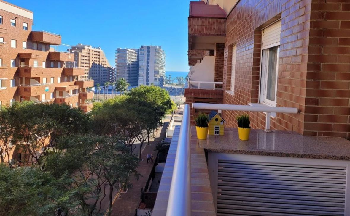Schoene Ferienwohnung Ca. 350M Vom Strand Entfernt โอโรเปซาเดลมาร์ ภายนอก รูปภาพ